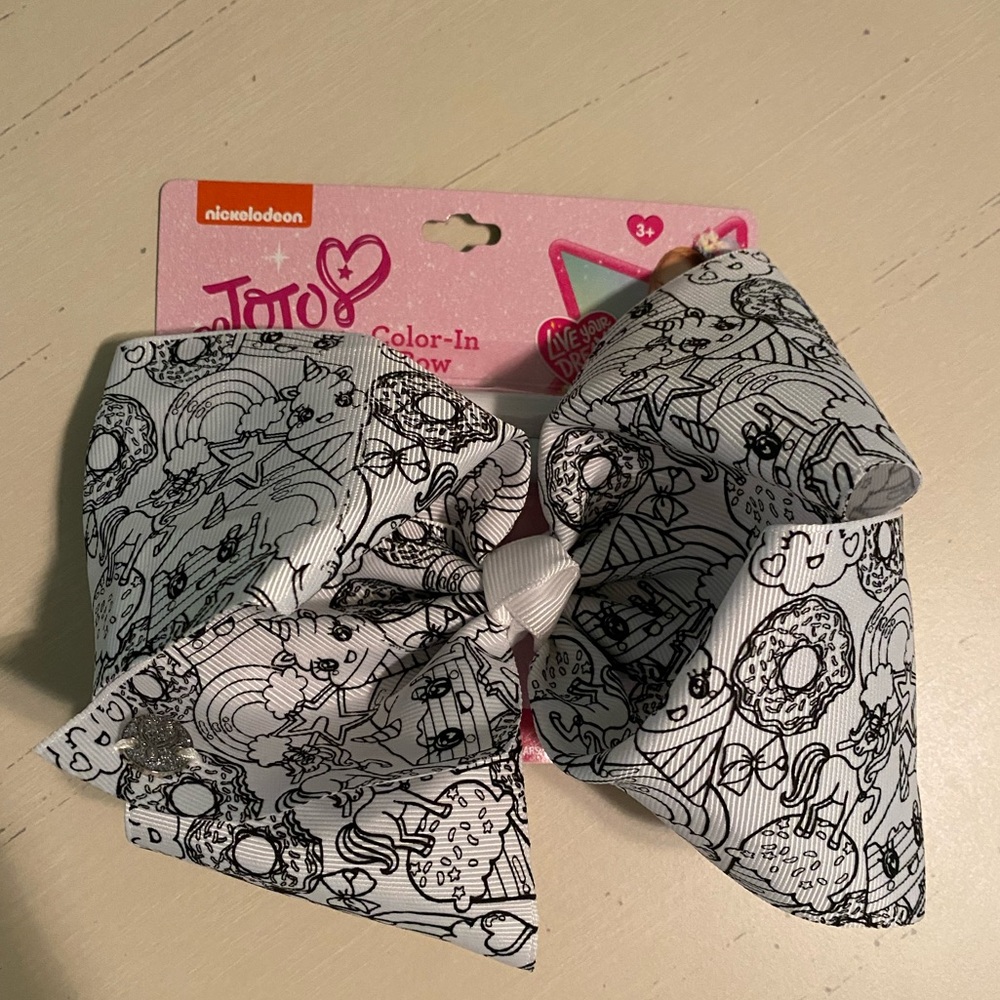 New jo jo siwa color art bow (donut)